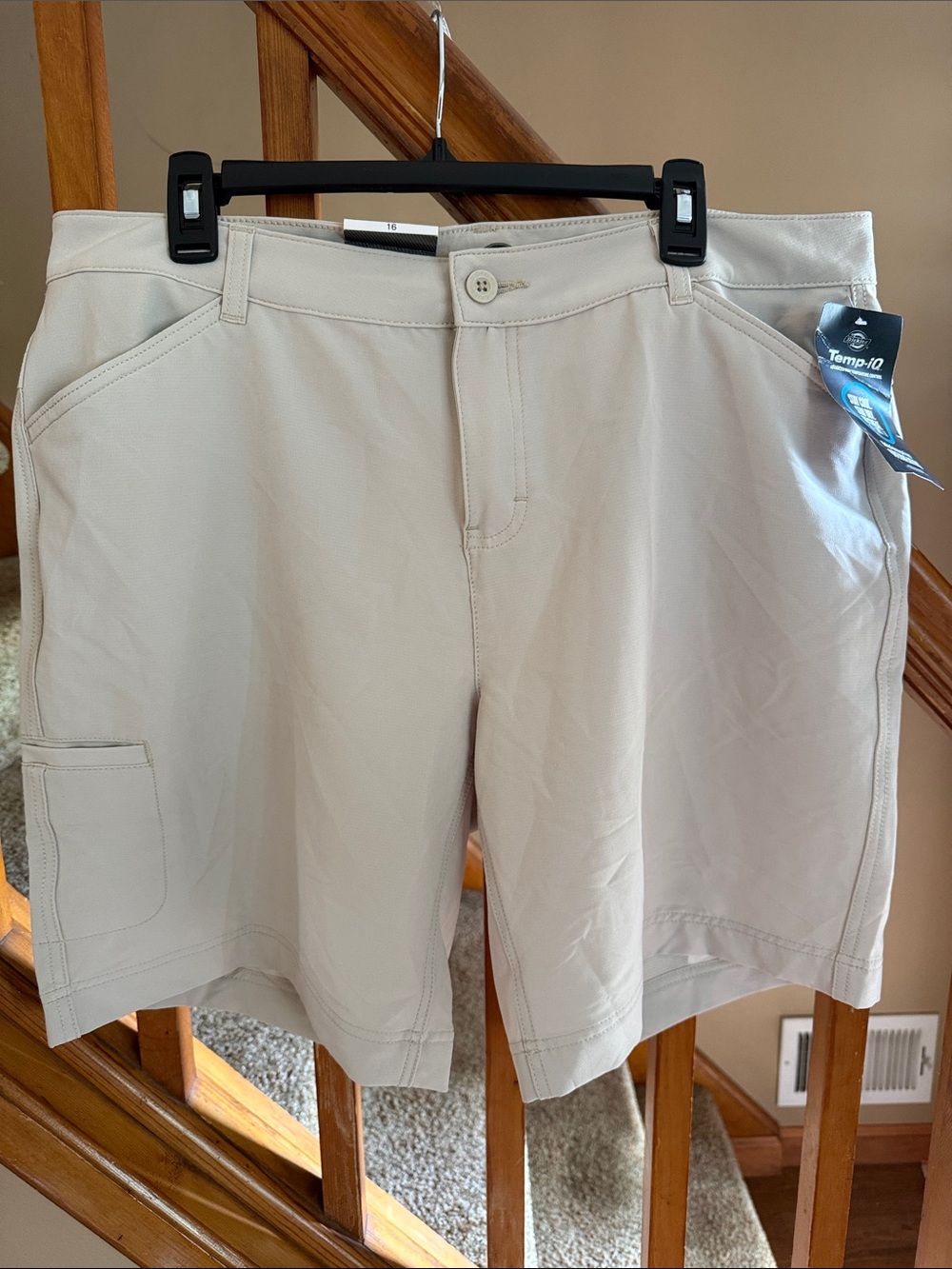 NWT Dickies Women’s Temp-iQ shorts- Quick-Dry Comfort